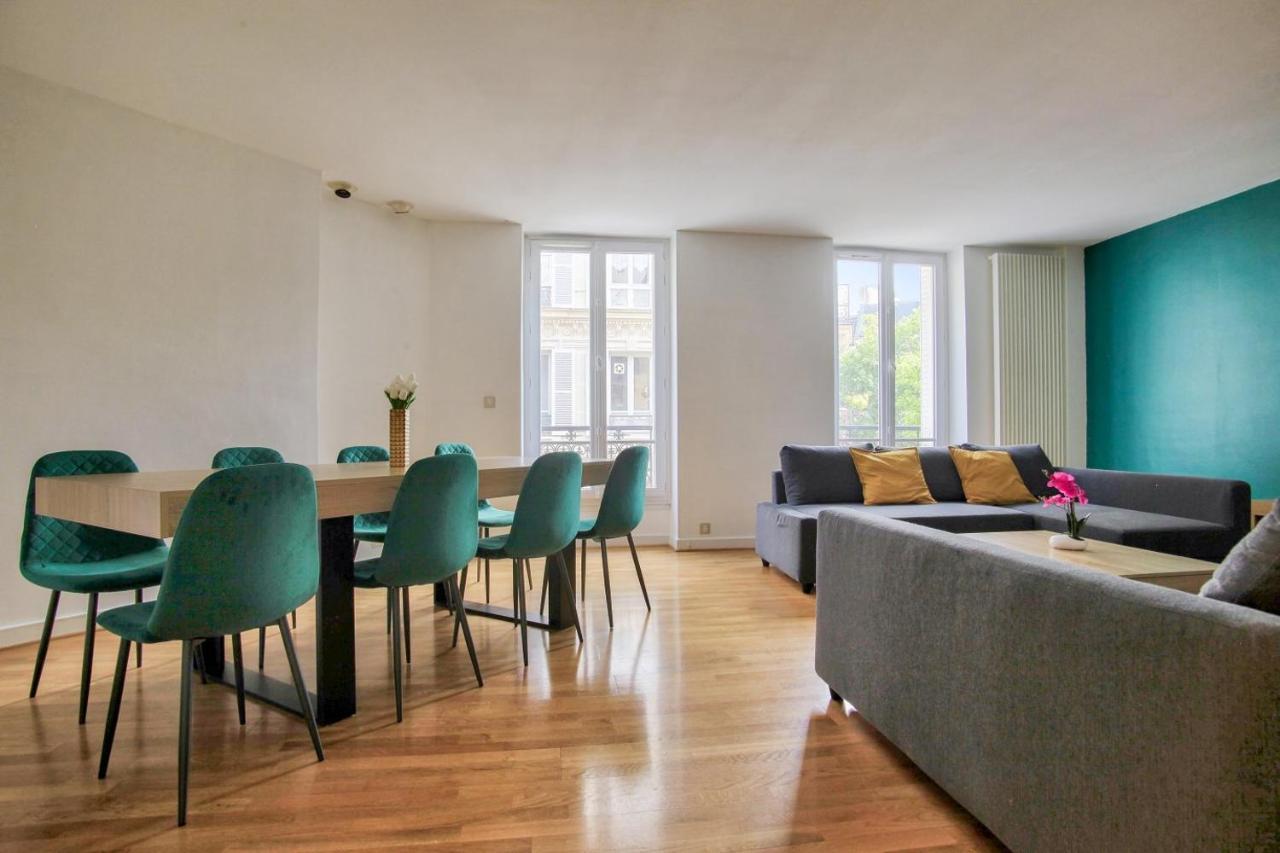 Luxurious 2 Bedrooms Tour Eiffel Breteuil Free Netflix Parijs Buitenkant foto