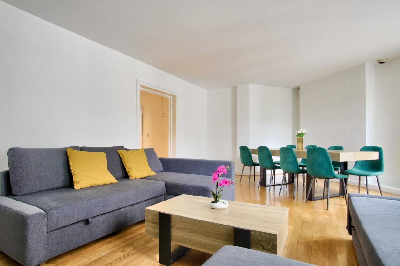 Luxurious 2 Bedrooms Tour Eiffel Breteuil Free Netflix Parijs Buitenkant foto