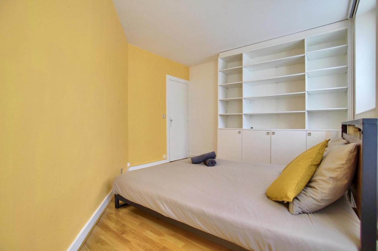 Luxurious 2 Bedrooms Tour Eiffel Breteuil Free Netflix Parijs Buitenkant foto